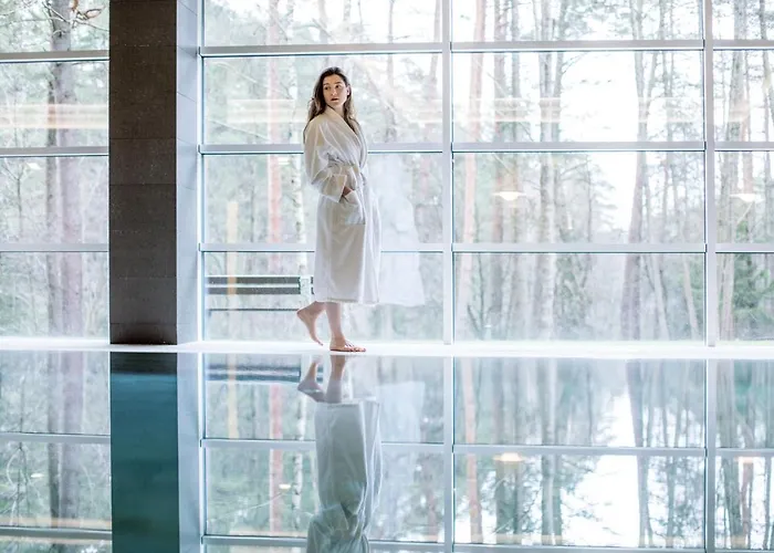 Upa Medical 酒店 德拉肯恩凯