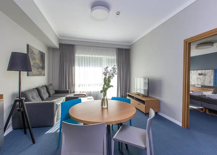 Upa Medical 酒店 德拉肯恩凯