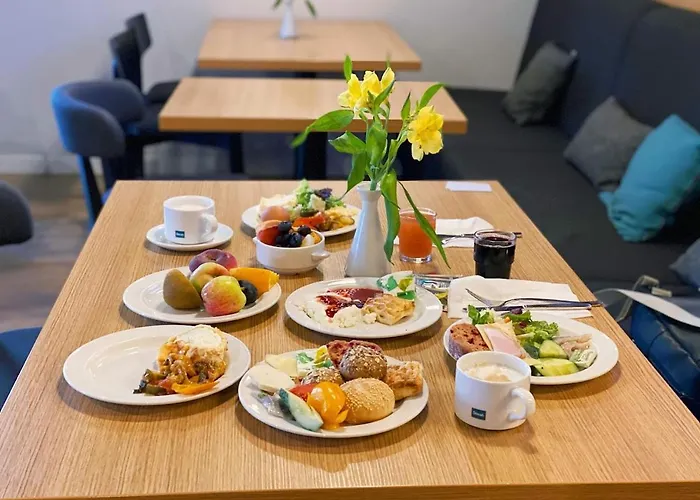 Upa Medical 酒店 4*